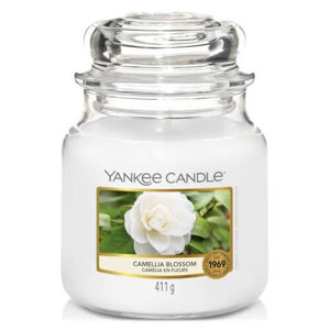 Yankee Candle Illatos gyertya Classic közepes Camellia Blossom 411 g