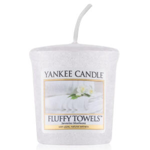 Yankee Candle Illatgyertya Fluffy Towels™ 49 g