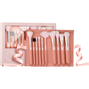 Revolution PRO Ecsetek készlet x Influencer Overnight Full Beat Brush Set & Roll